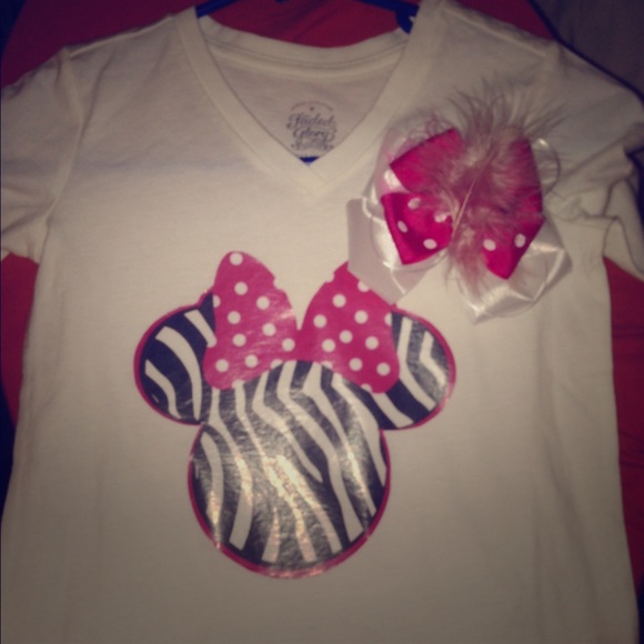 Minnie Mouse shirt & bow 6t