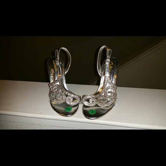 New Rhinestone Jeweled Heels sz 7