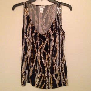 Black tank w/ chains