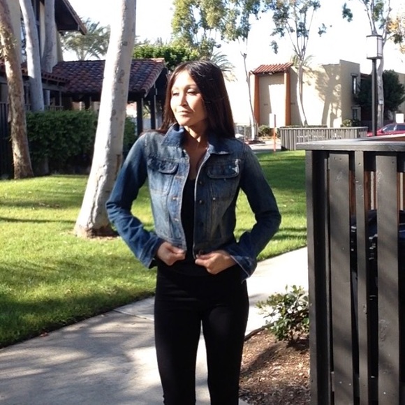 Eagle emblazoned crop jean jacket - Picture 3 of 4