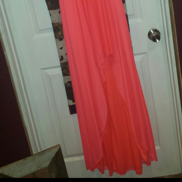 Dress - Picture 2 of 3