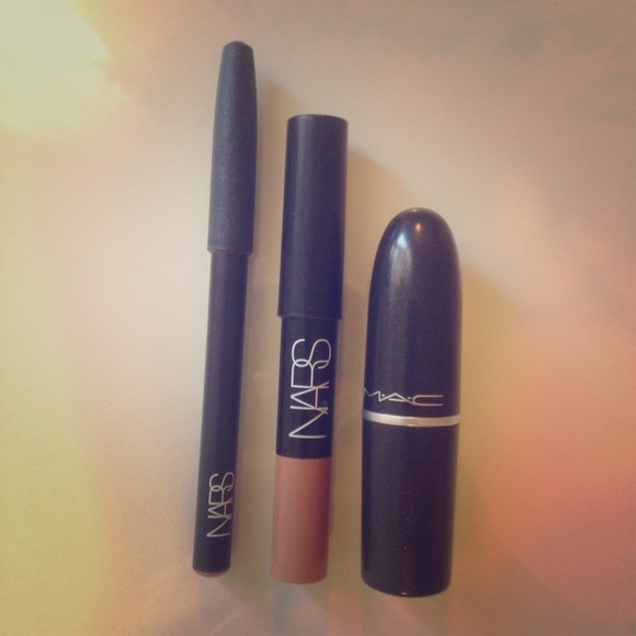 MAC Cosmetics Accessories - LAST DAY! OFFER!!💄MAC and Nars LOT💄