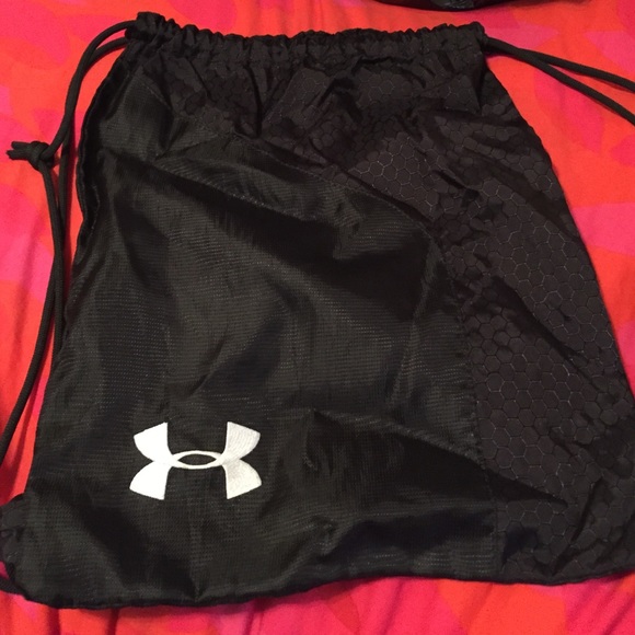 Black drawstring Under Armor backpack