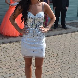 Dave & Johnny prom dress