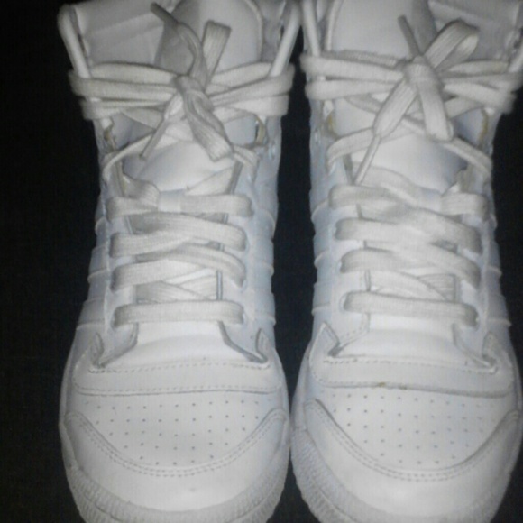 Adidas Other - Adidas retro top tens