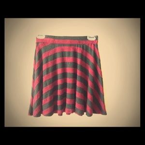 Red & black stripped skirt.
