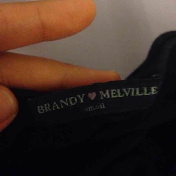 🚫Brandy Melville Sachi Halter(sold on Ⓜ️ercari🚫 - Picture 3 of 3