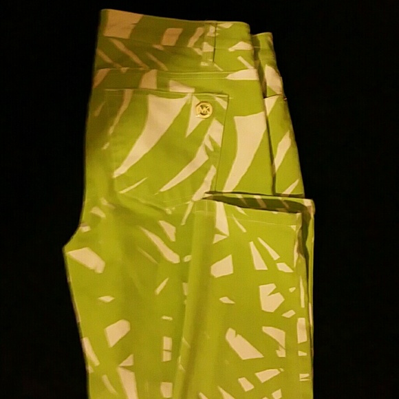 Green and white M KORS Jeans - Picture 3 of 3