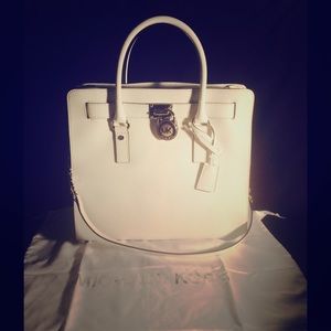 MICHAEL KORS HAMILTON SAFFIANO LEATHER TOTE