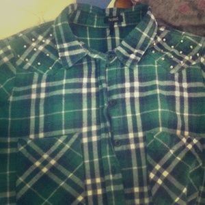 Nollie studded flannel