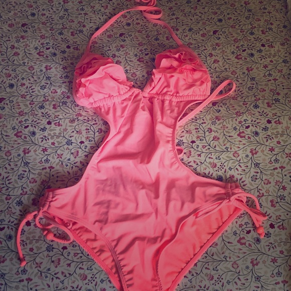 One Piece Bikini! Coral💗🌸😊