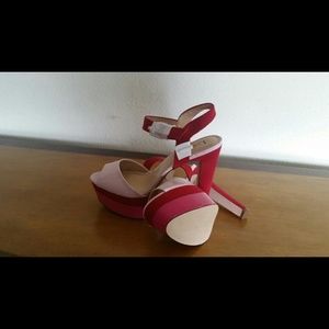 Dress sandal multicolored...Red/Pink/Fuchsia