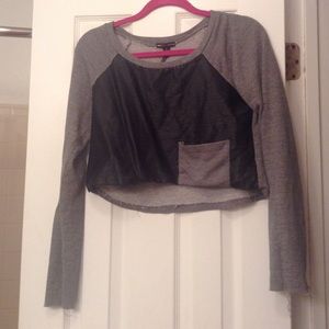 Cropped Sweatshirt
