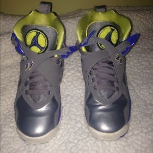 Jordan laney 8 size 4.5y