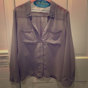 H&M button up top