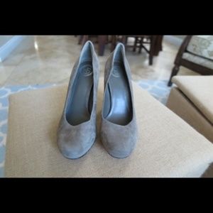 Jessica Simpson Pumps