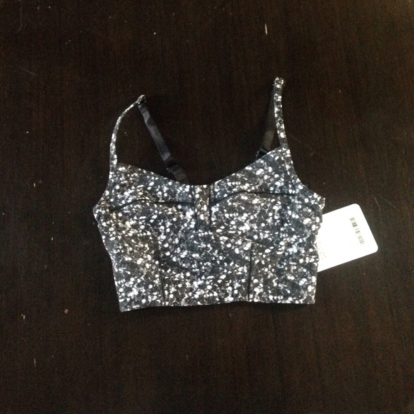 Lululemon sports bra