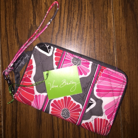 NWT Vera Bradley wristlet