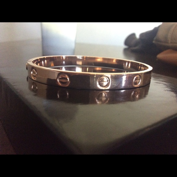 Love Bracelet. Comes with screw.