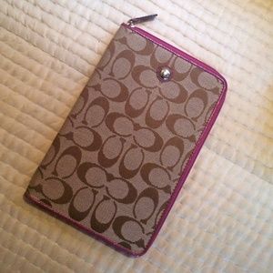 Coach Signature Tablet E-Reader Case