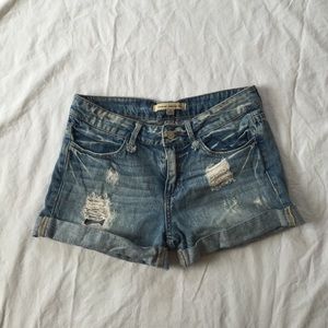 Forever 21 distressed shorts