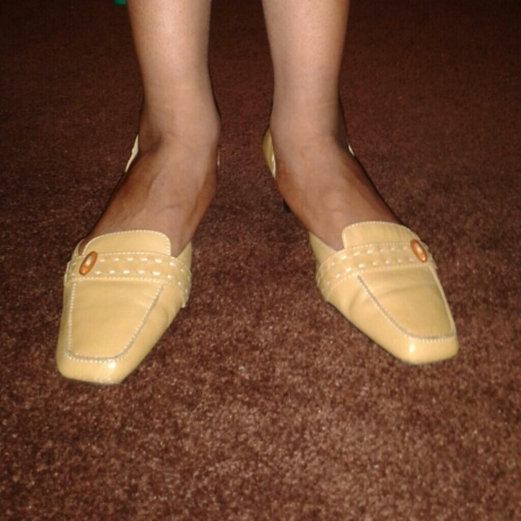 Aerosoles Casual Pumps/Bead Accent *Butterscotch*