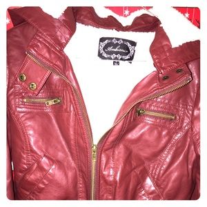 🍃Burgundy Leather Jacket🍃