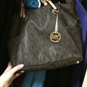 Michael Kors purse