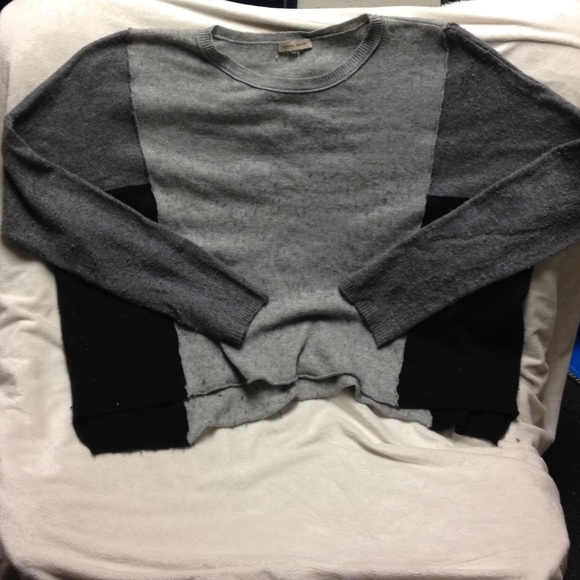 Sweaters - Tri-color Oversized Sweater