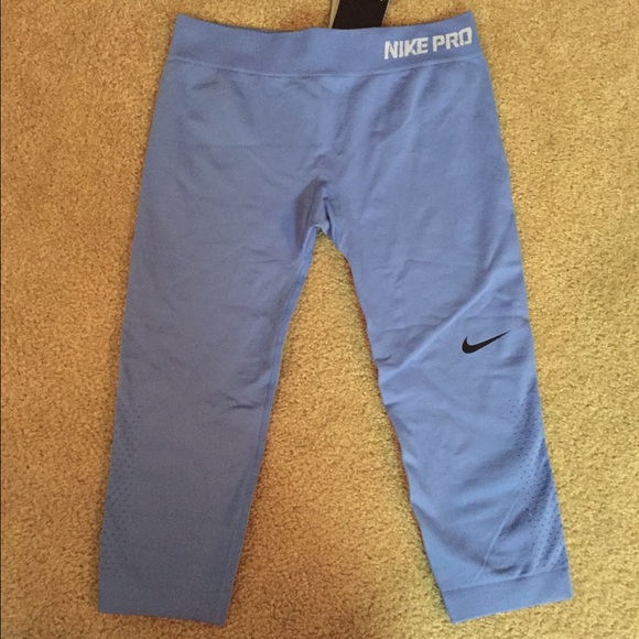 Nike Pro Capri