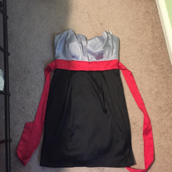 Short dress