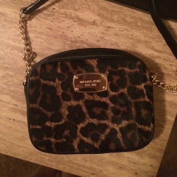 Michael Kors cheetah crossbody