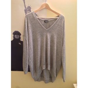 Wilfred sweater