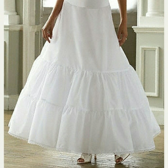 David's Bridal Accessories - A-line gown slip- white