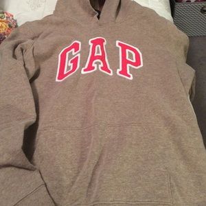 Gap sweatshirt