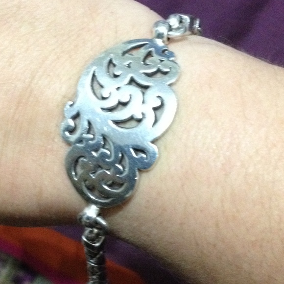 Lois Hill Box Chain Bracelet