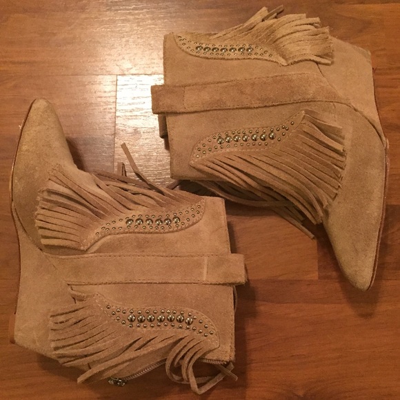 Fringe detail booties