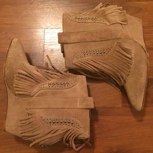Fringe detail booties