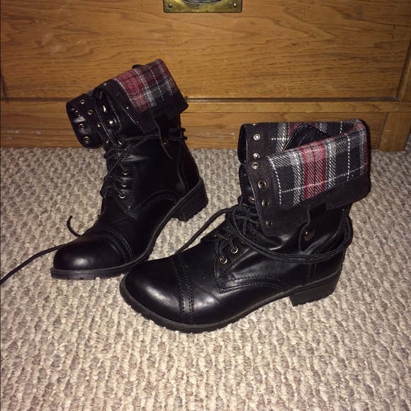 SOLD on ♏️ - Picture 2 of 4