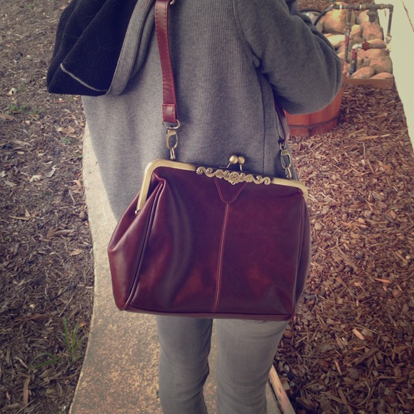 Classic pocketbook. Brand new!