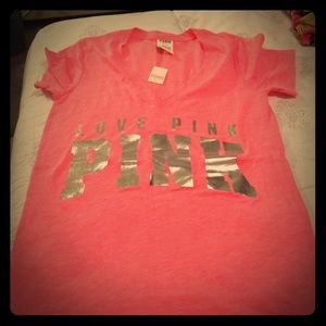 Love pink tee shirt!