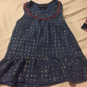 Size 4T top