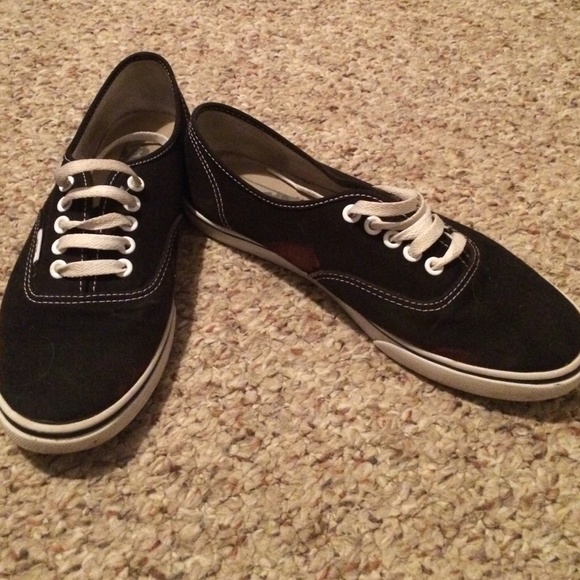 Black vans