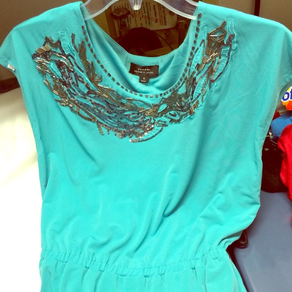 Tahari Dresses & Skirts - Tahari Caribbean blue knit dress w/embellished top
