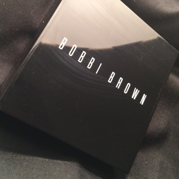 Bobbi Brown shimmer brick compact eyeshadow/blush.