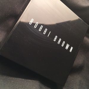 Bobbi Brown shimmer brick compact eyeshadow/blush.