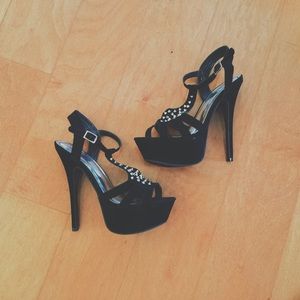 Sexy Studded Velvet Platform Stilettos