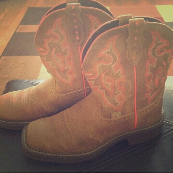 Justin gypsy boots