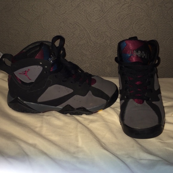 Retro 7 Bordeaux