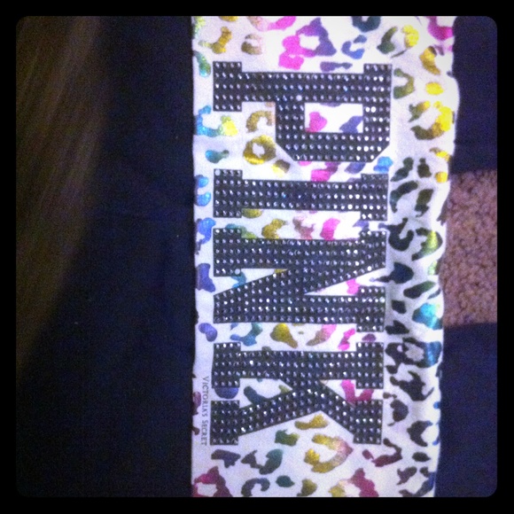 VS Capri Yogas W/ Cheetah print